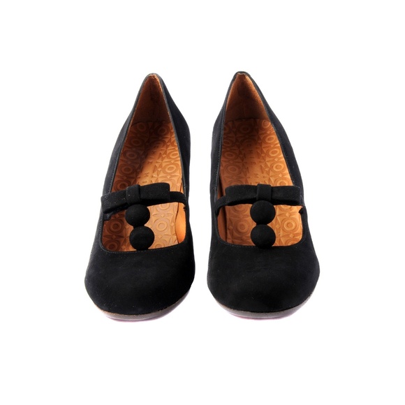Chie Mihara Black Suede Pump with Bow Detail - Picture 2 of 6